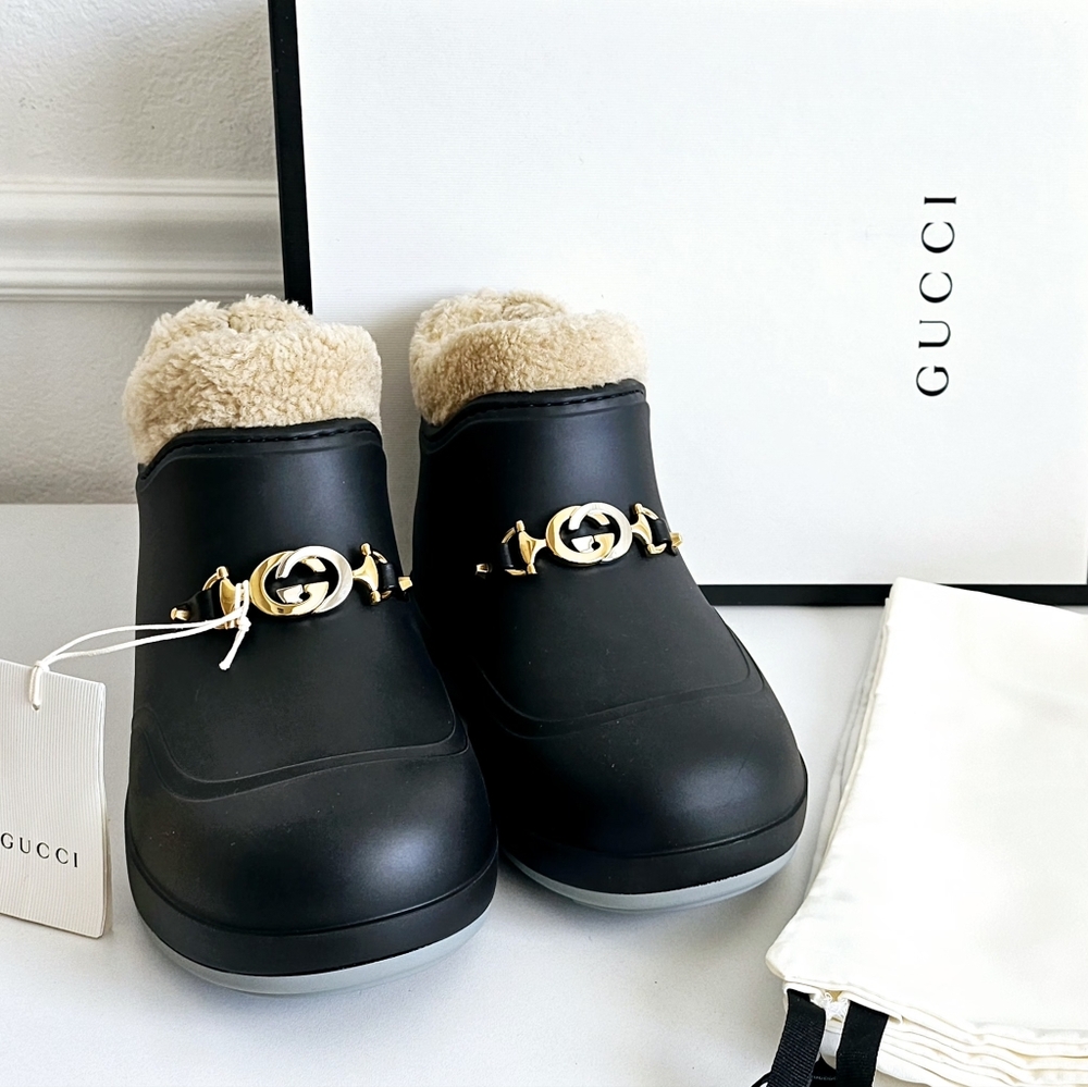 New With Tags Gucci Horsebit Black Waterproof Rubber & Shearling Ankle Boots
